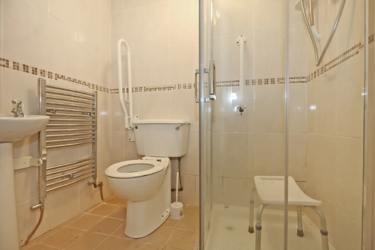 Photo of 18 Birch Avenue, Caherdavin, Limerick, V94 TC7Y