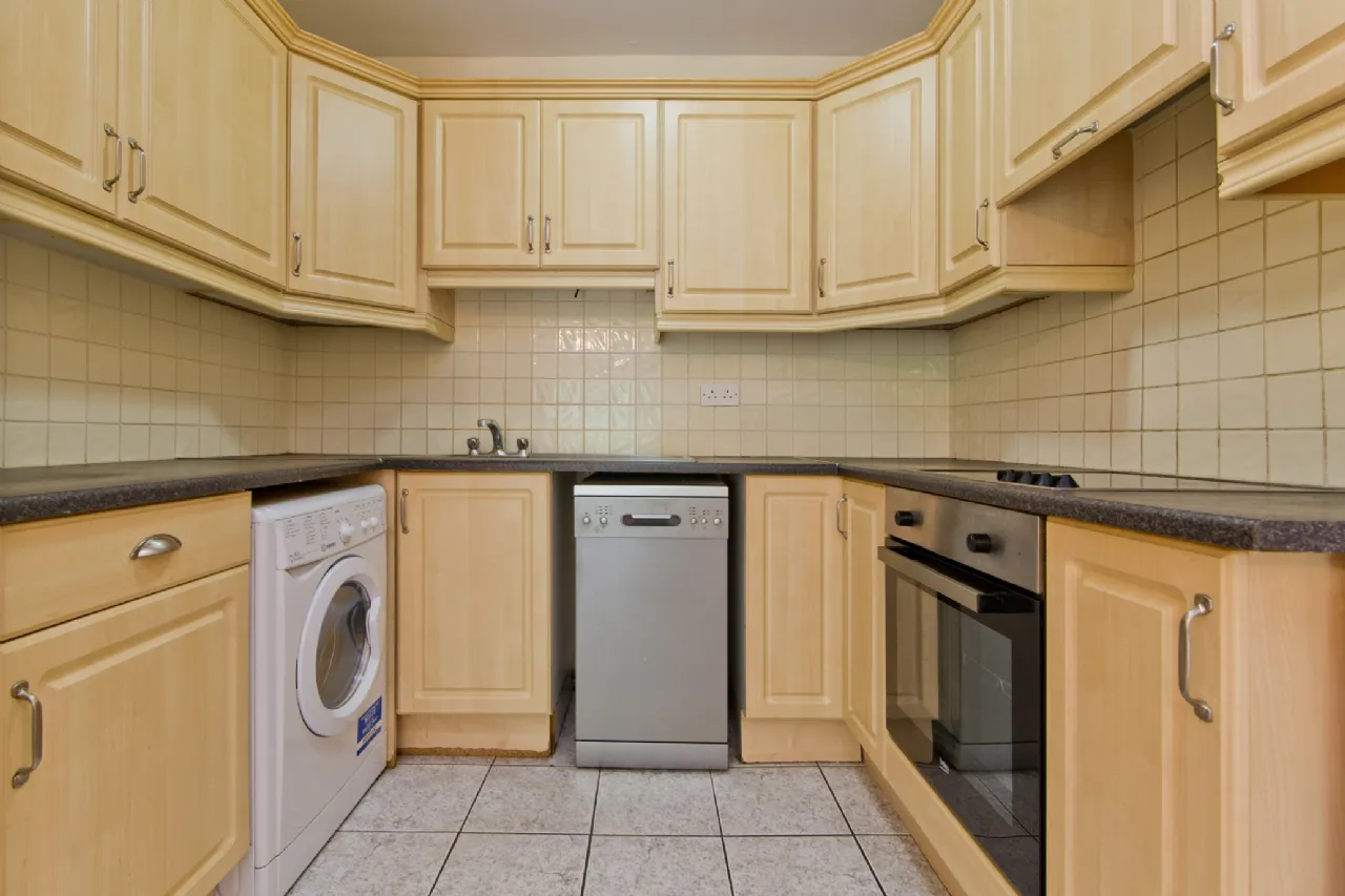 Photo of Apt 13, Clonard Court, Kimmage, Dublin 12, D12 W304