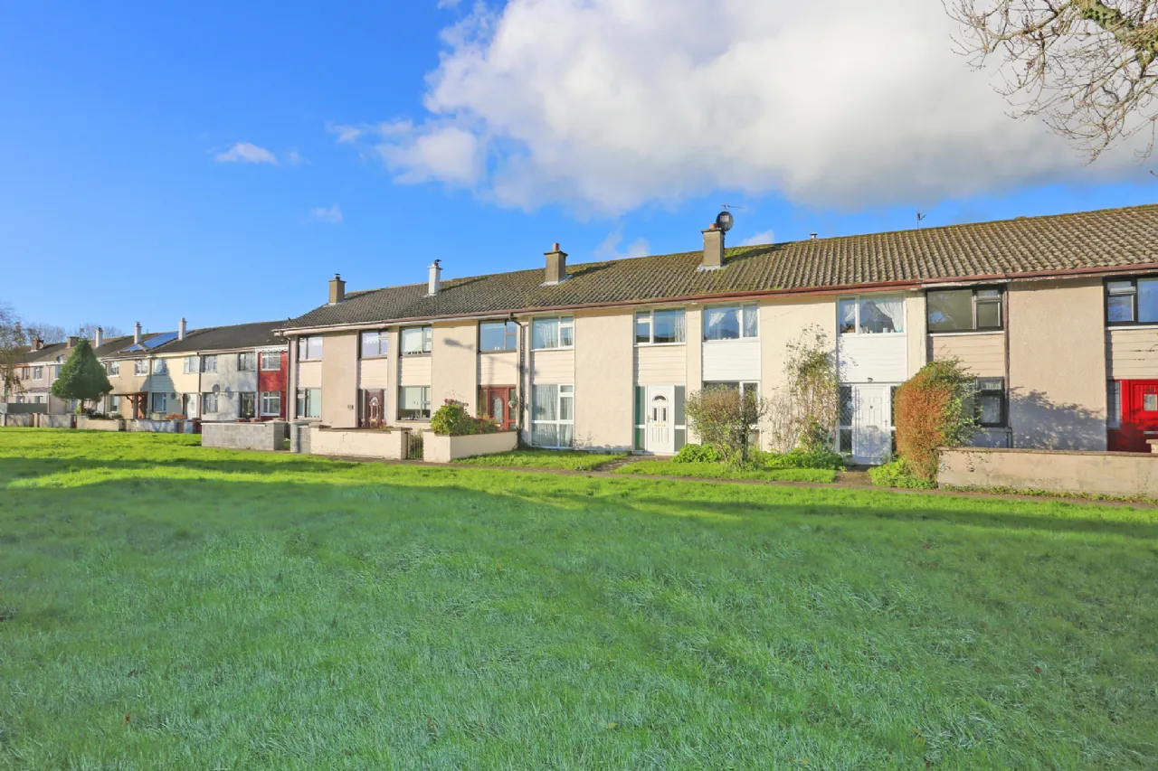 Photo of 17 Cronan Gardens, Shannon, Co. Clare, V14X856