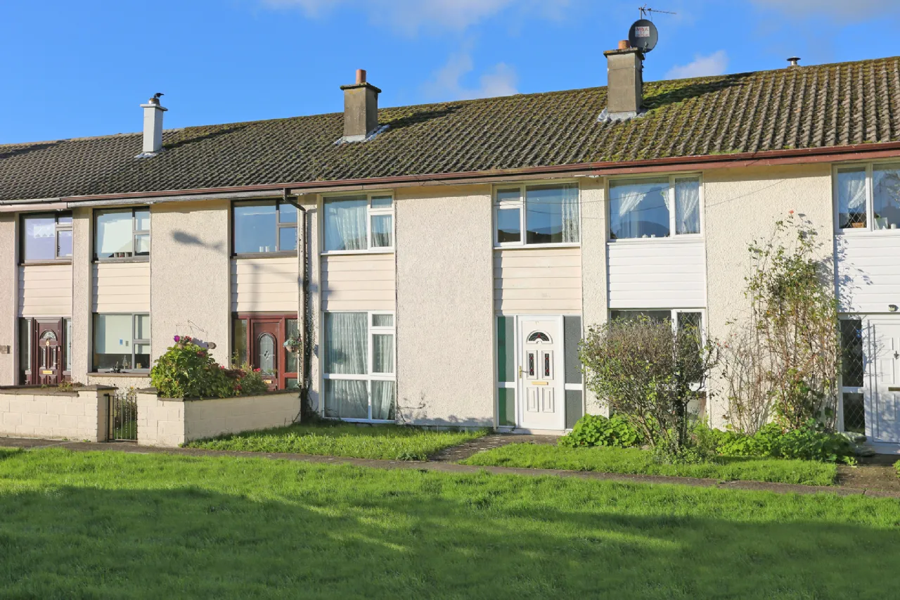 Photo of 17 Cronan Gardens, Shannon, Co. Clare, V14X856