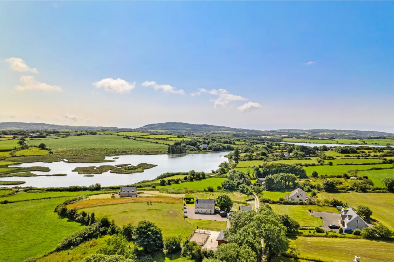 Photo of Estuary Lodge, Church Cross, Skibbereen, Co Cork, P81 H292