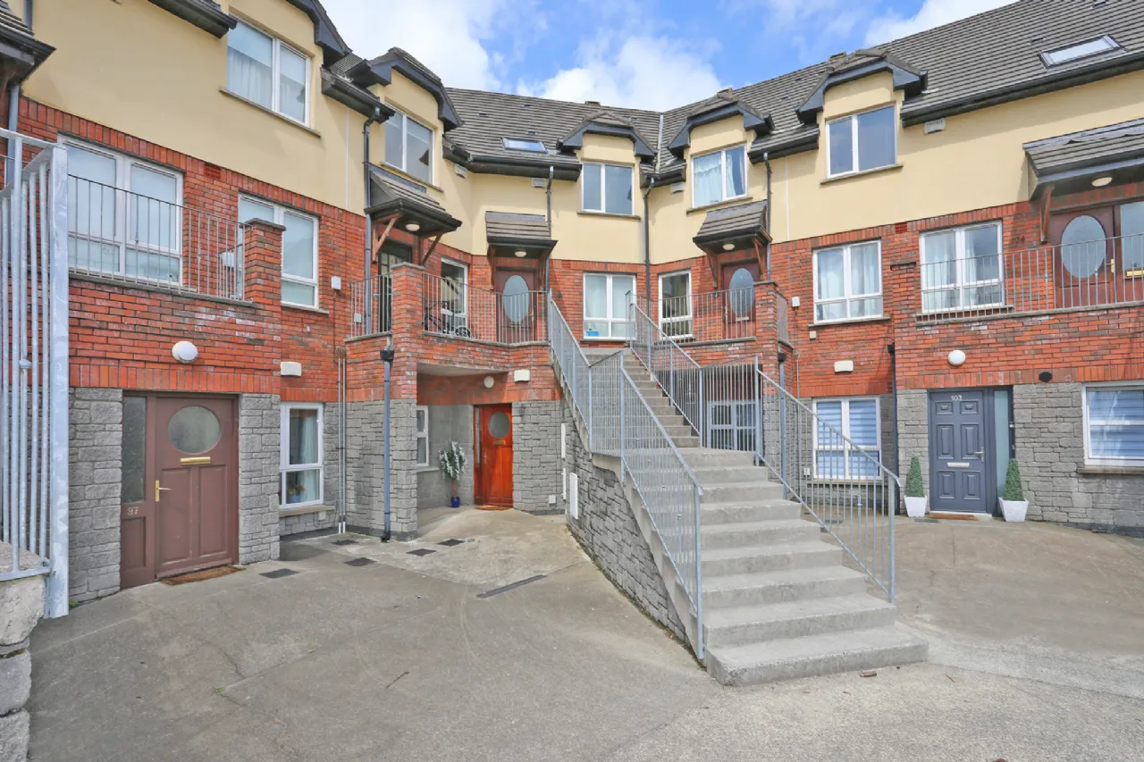 Photo of 99 Glanntan, Golf Links Road, Castletroy, Limerick, V94 KR25