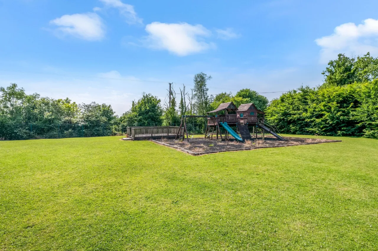 Photo of Templeport Hall, Killycluggan, Ballyconnell, Co Cavan, H14 XW84