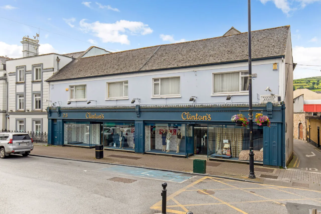 Photo of Clinton's, 25-27 Parnell Street, Clonmel, Co. Tipperary, E91X2V5
