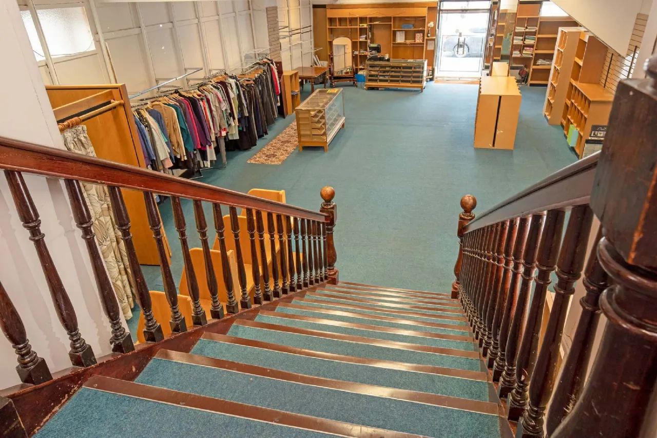 Photo of Clinton's, 25-27 Parnell Street, Clonmel, Co. Tipperary, E91X2V5