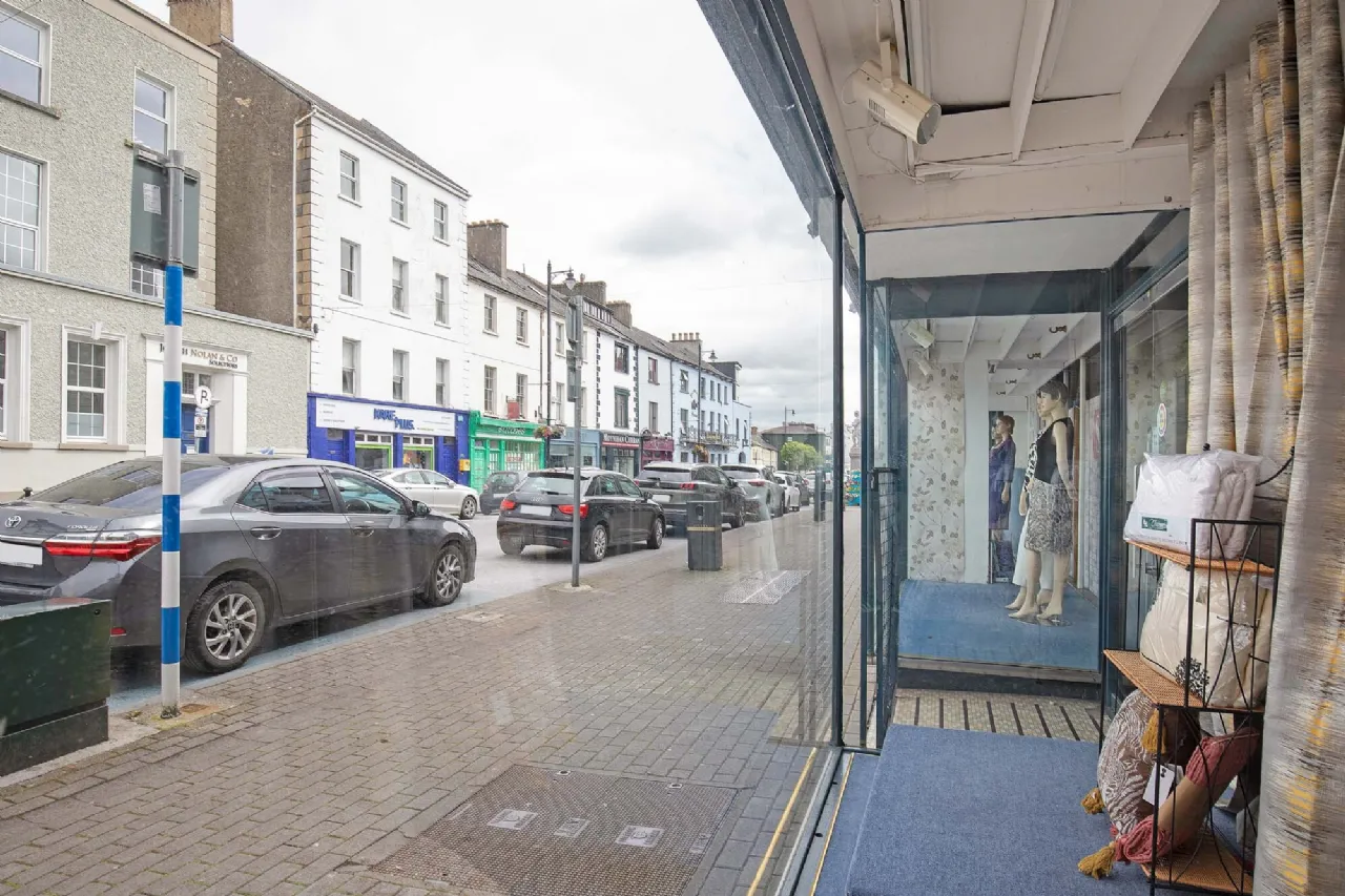 Photo of Clinton's, 25-27 Parnell Street, Clonmel, Co. Tipperary, E91X2V5