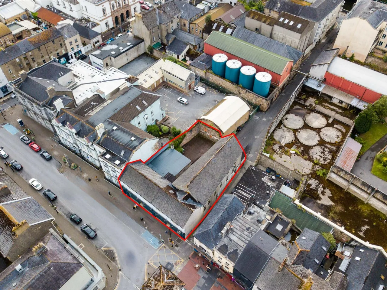 Photo of Clinton's, 25-27 Parnell Street, Clonmel, Co. Tipperary, E91X2V5