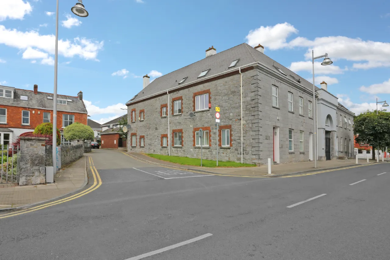 Photo of 6 Castlecourt, Clancy Strand, Limerick, V94 ARY8