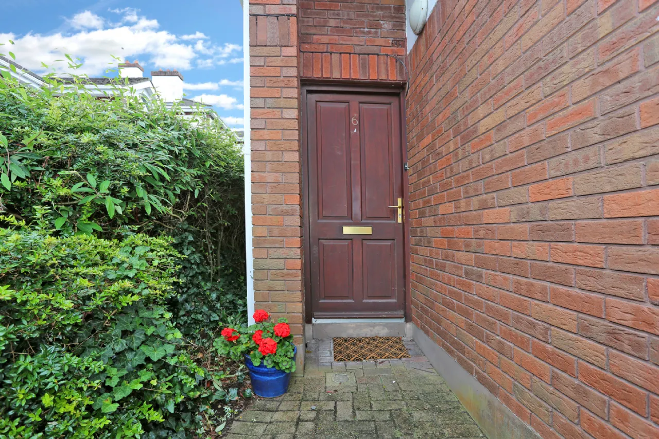 Photo of 6 Castlecourt, Clancy Strand, Limerick, V94 ARY8