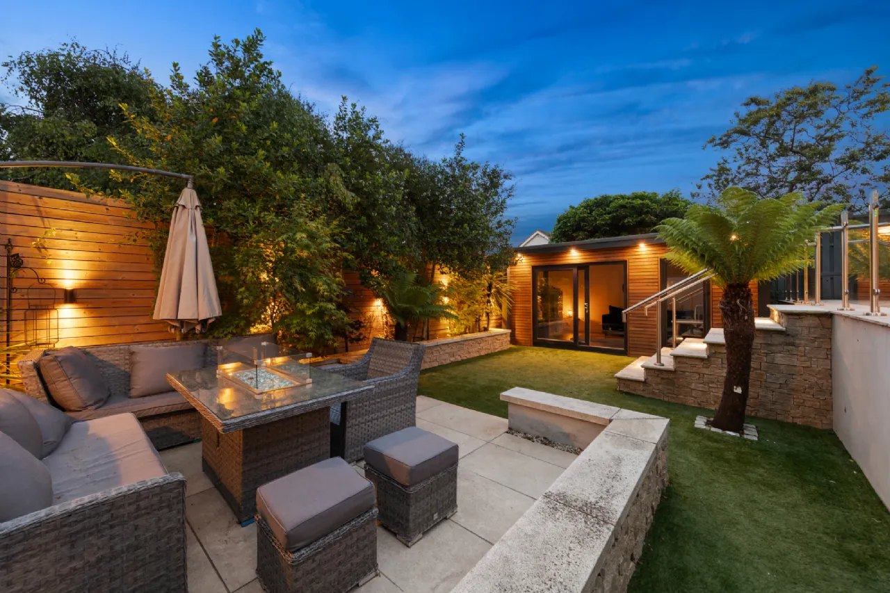 Photo of 63 Holmwood, Cabinteely, Dublin 18, D18 X8H3