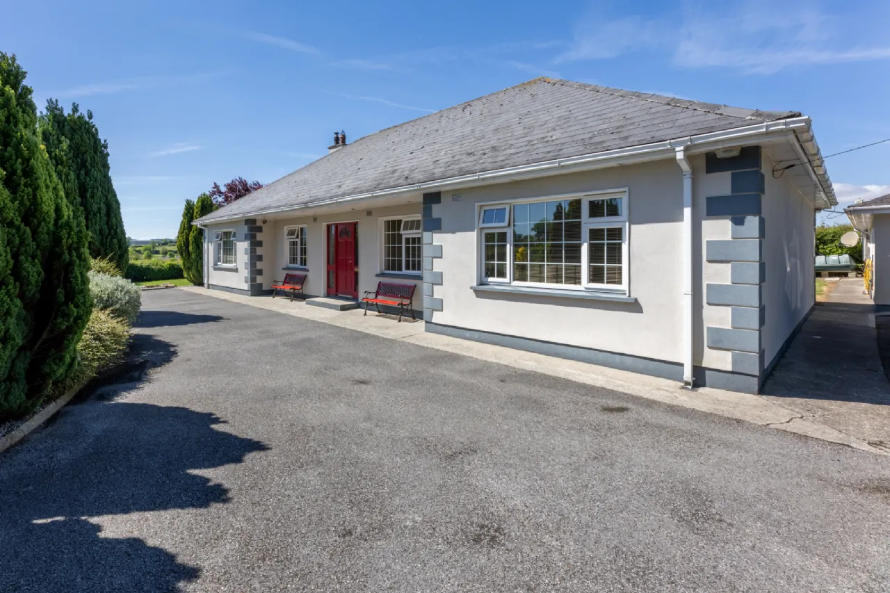 Photo of Giantsgrave, Cashel Road, Clonmel, Co. Tipperary, E91 NP08