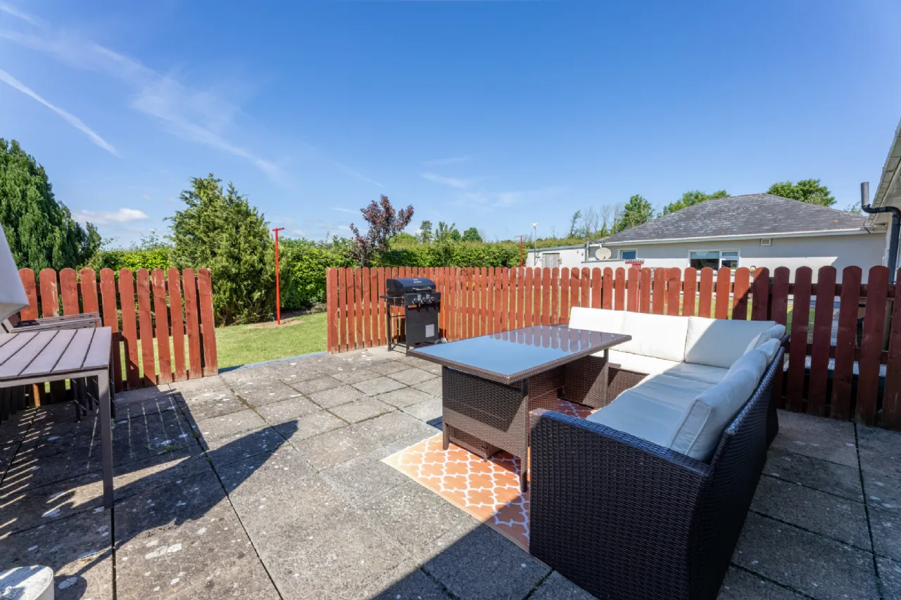 Photo of Giantsgrave, Cashel Road, Clonmel, Co. Tipperary, E91 NP08