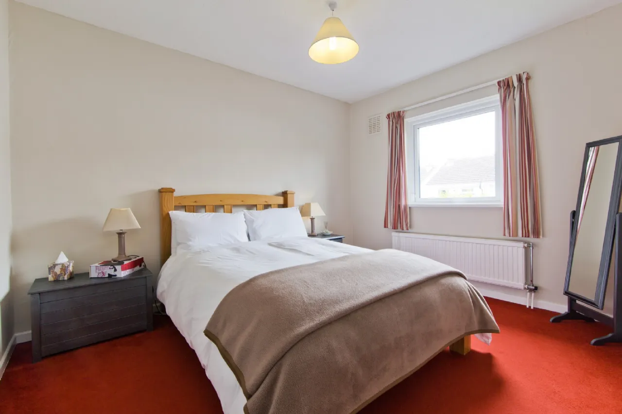 Photo of 18 Aranleigh Vale, Rathfarnham, Dublin 14, D14 H5R9