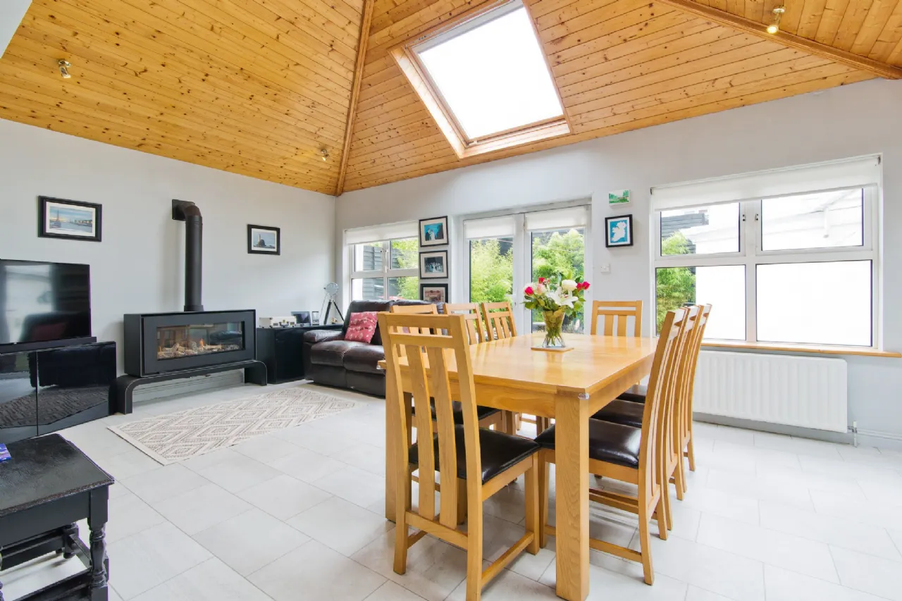 Photo of 18 Aranleigh Vale, Rathfarnham, Dublin 14, D14 H5R9