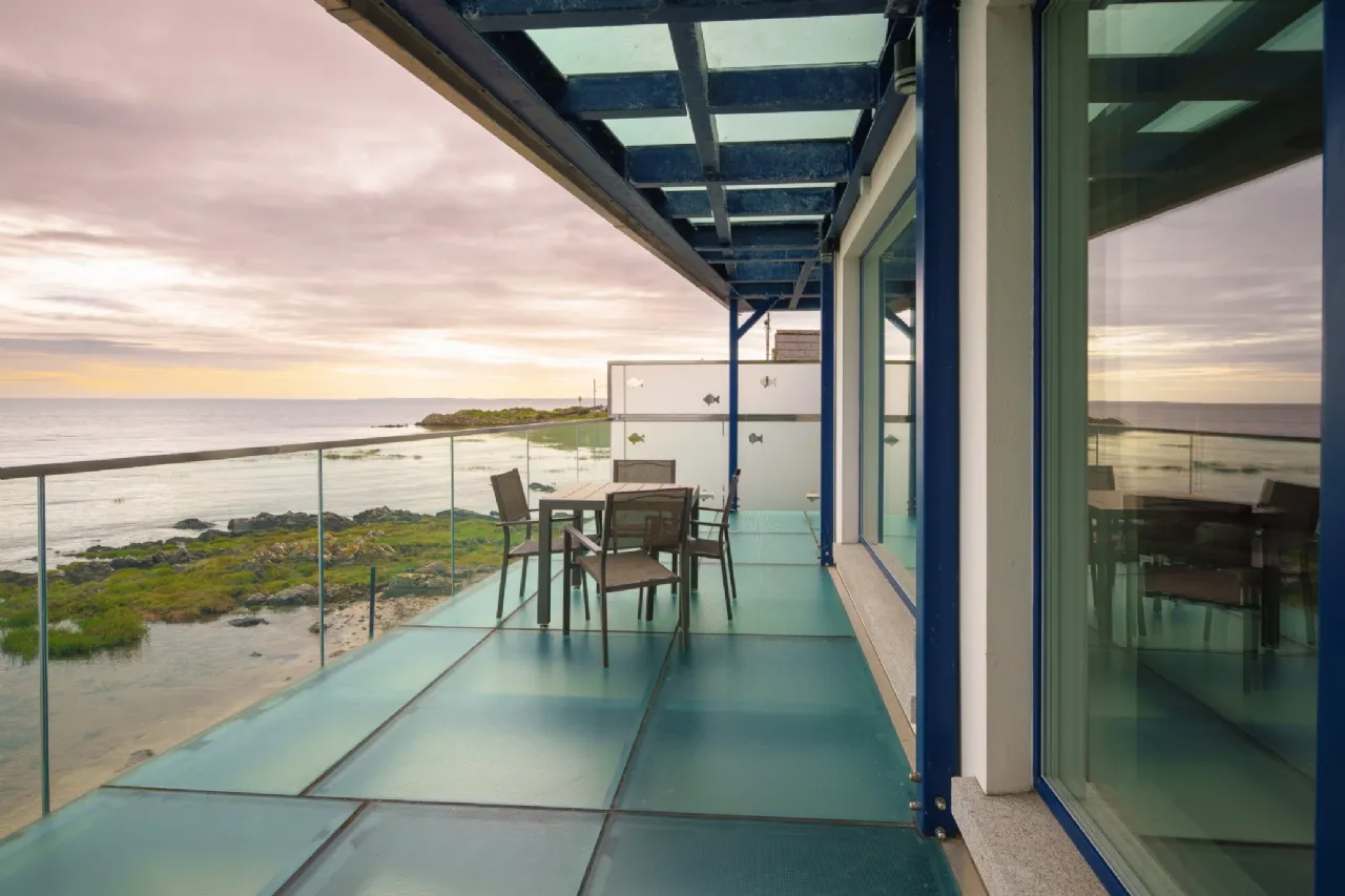 Photo of Sea Beach House, Sandymount, Blackrock, County Louth, A91N274