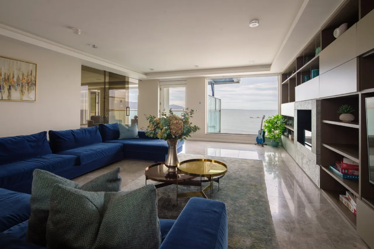 Photo of Sea Beach House, Sandymount, Blackrock, County Louth, A91N274