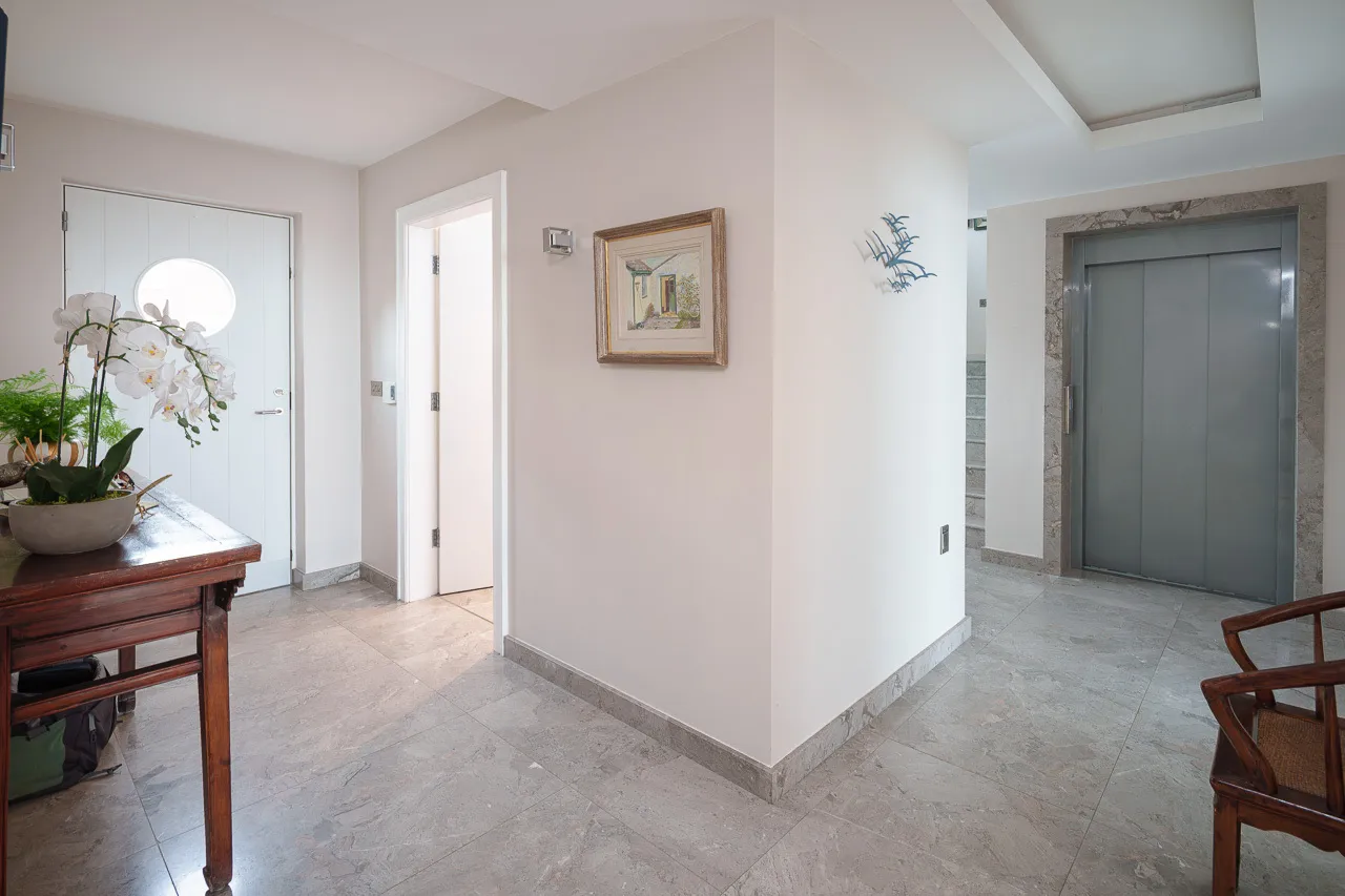 Photo of Sea Beach, Sandymount, Blackrock, Co. Louth, A91 N274