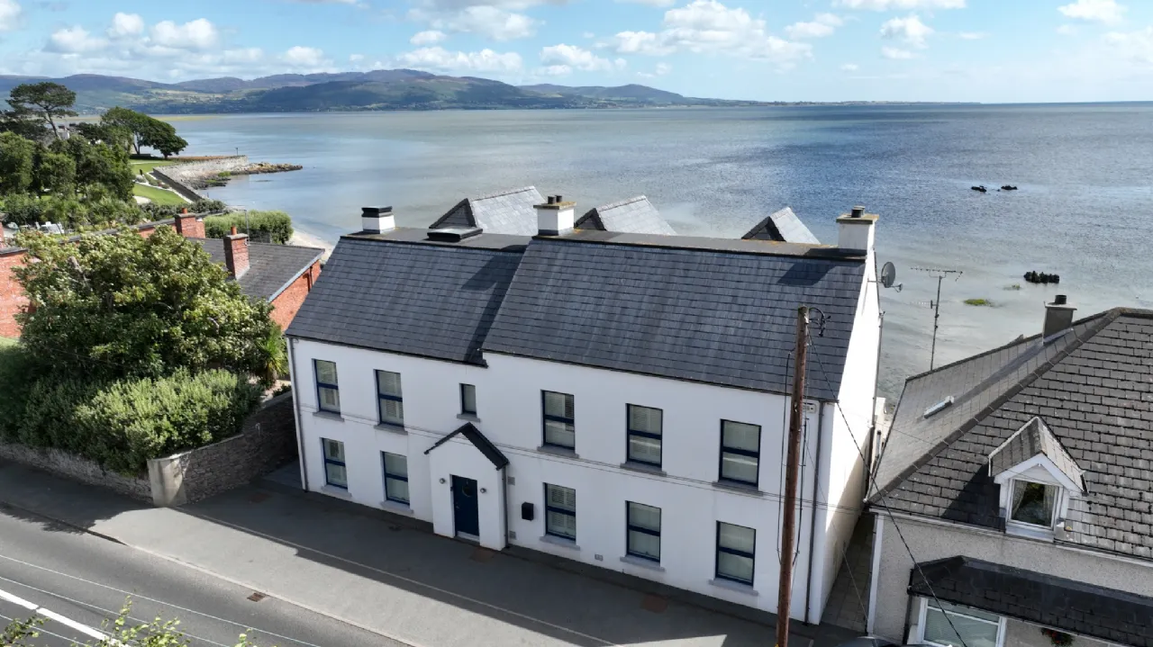 Photo of Sea Beach, Sandymount, Blackrock, Co. Louth, A91 N274