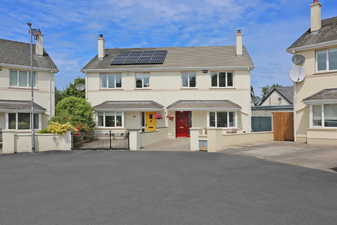 Photo of 27 Castlerock Woods, Castleconnell, Co Limerick, V94 W7WE