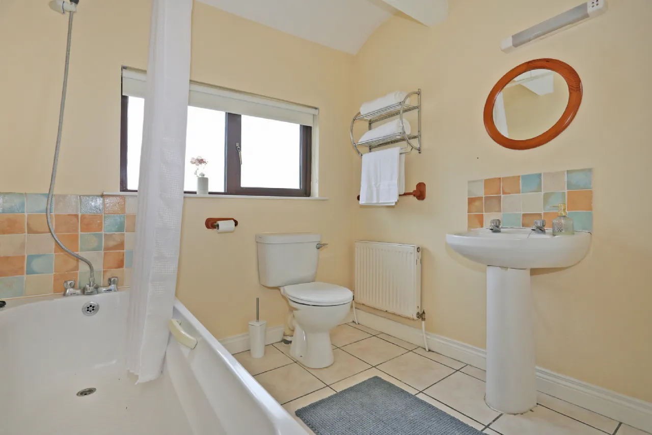 Photo of 44 Dooradoyle Park, Dooradoyle, Limerick, V94 RCY6