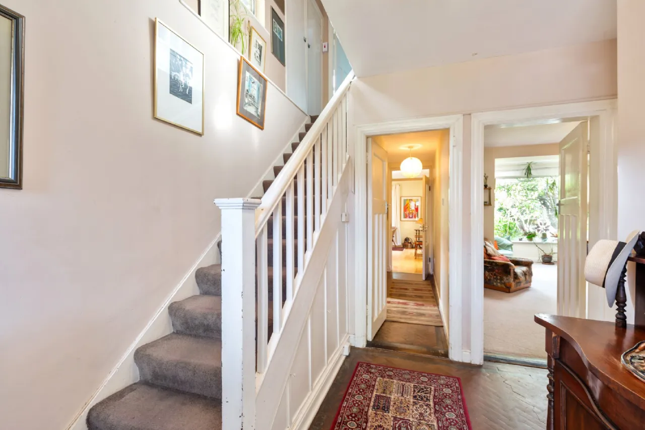 Photo of 10 Durham Road, Sandymount, Dublin 4, D04 F791