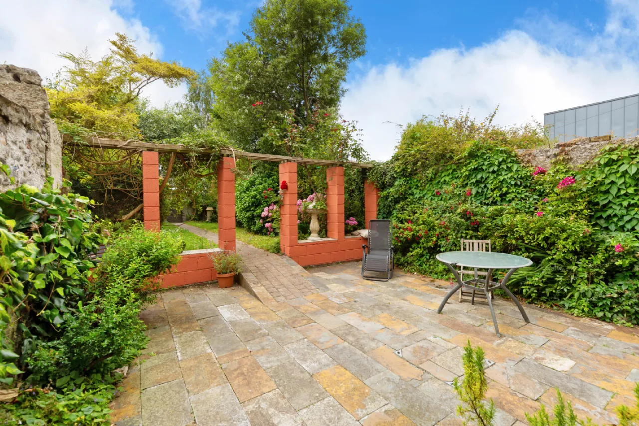 Photo of 87 Strand Road, Sandymount, Dublin 4, D04 P4V8