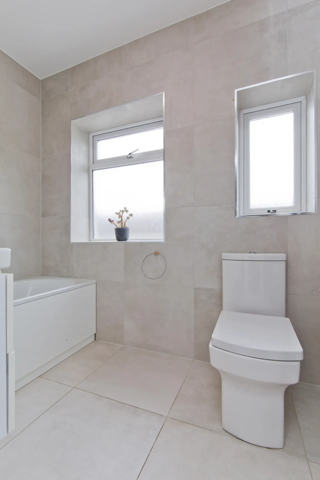 Photo of 8 Beach Avenue, Sandymount, Dublin 4, D04 KD26