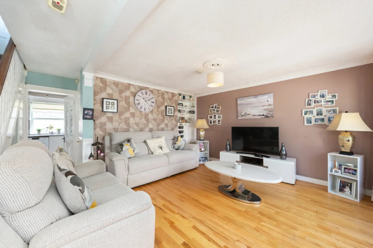 Photo of 18 Donomore Avenue, Killinarden, Tallaght, Dublin 24, D24 H5W4