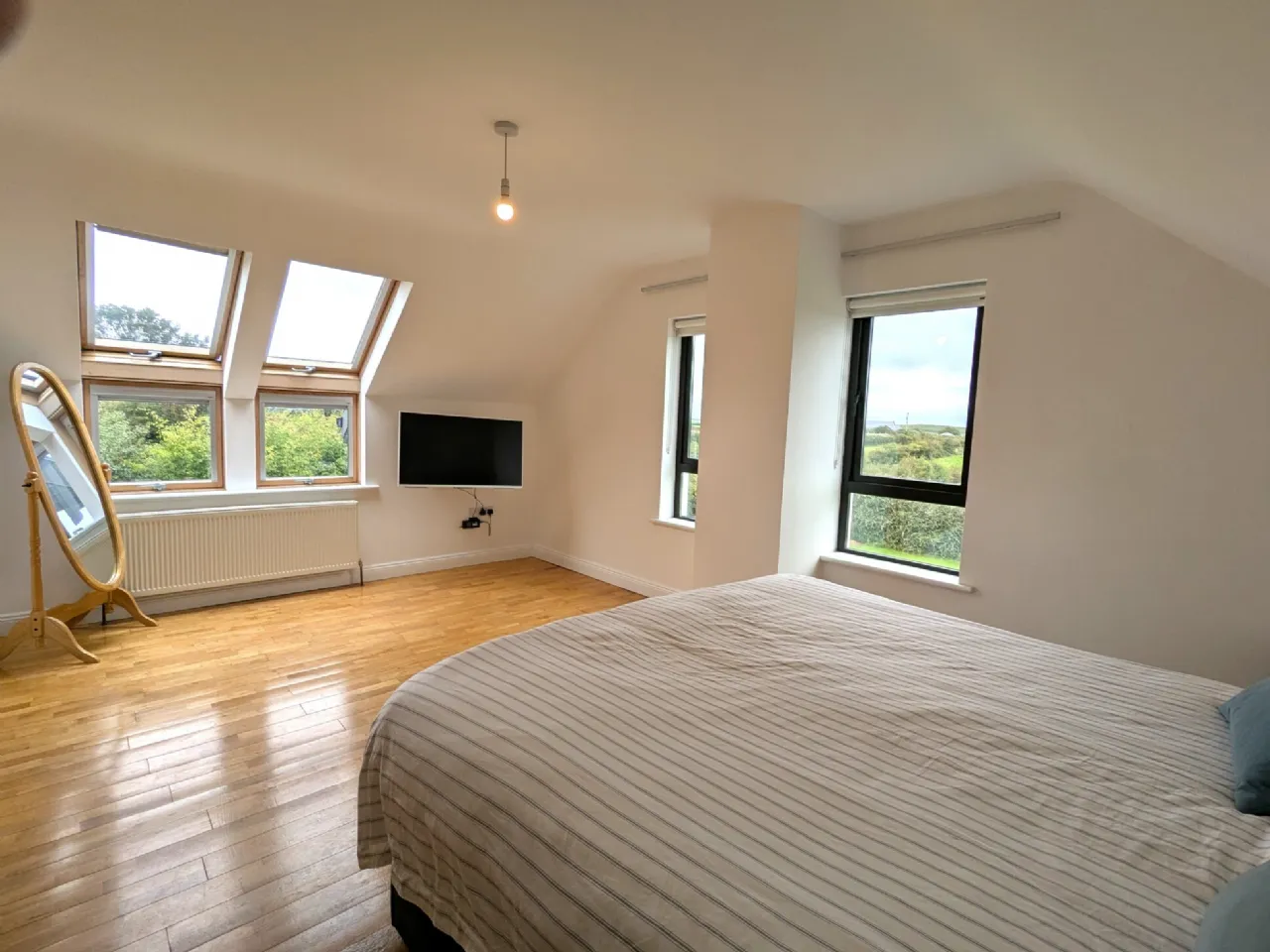 Photo of Dornish, Carrowkeeran, Westport, Co Mayo, F28 VW44