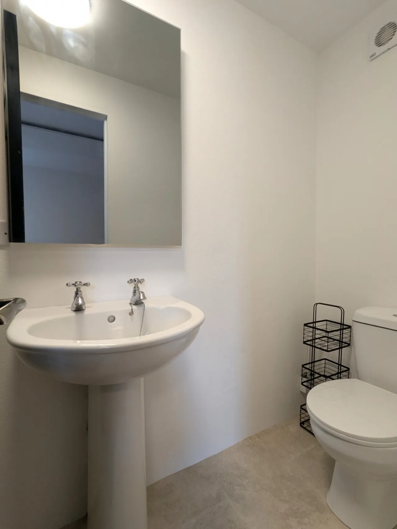 Photo of Dornish, Carrowkeeran, Westport, Co Mayo, F28 VW44