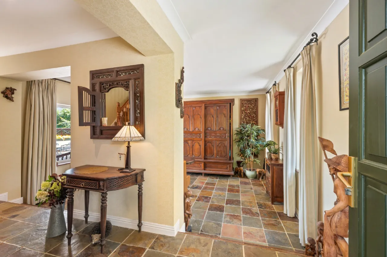 Photo of Moys House, Clarisford, Killaloe, Co. Clare, V94 R9X2