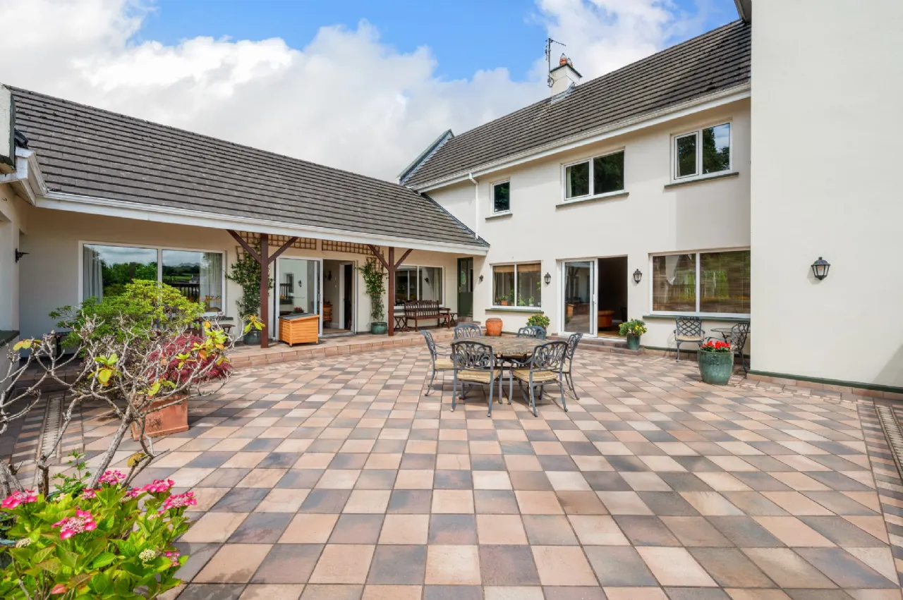 Photo of Moys House, Clarisford, Killaloe, Co. Clare, V94 R9X2