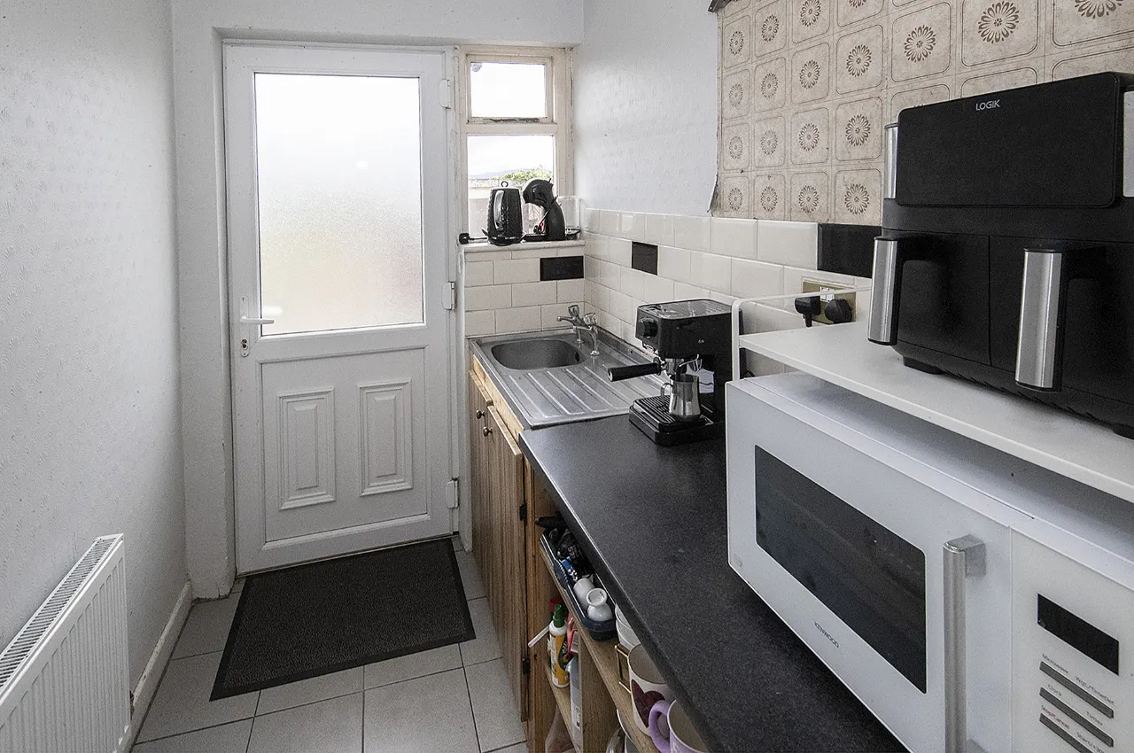 Photo of Sleveen, Kill Village, Co Waterford, X42DH42