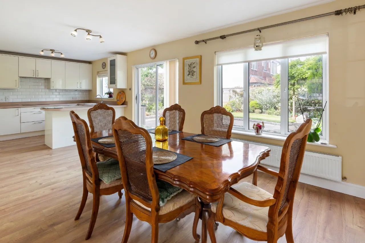 Photo of 12 Chesterfield Grove, Castleknock, Dublin 15, D15 EWH5