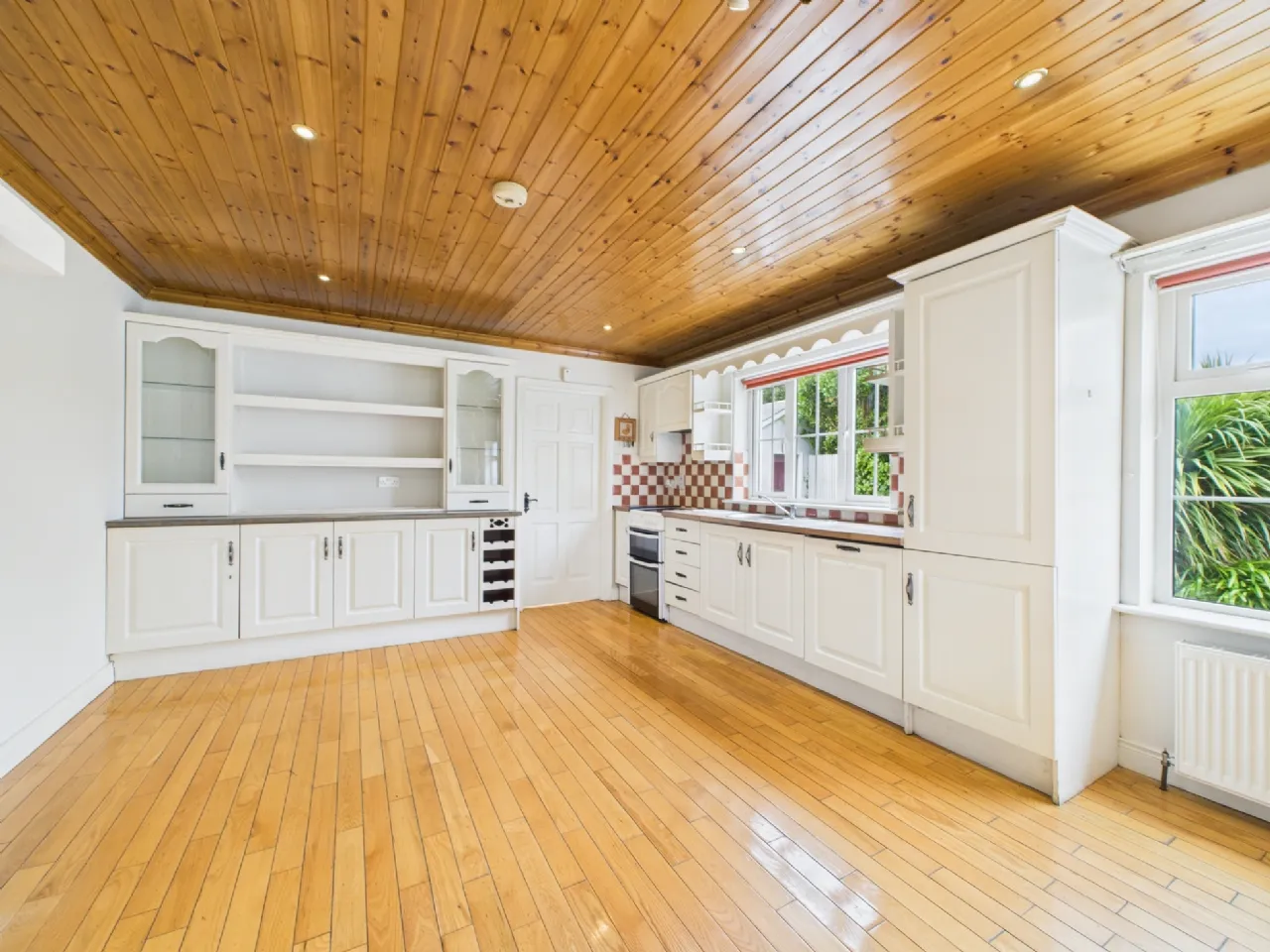 Photo of Coole Lodge, Francis Street, Ennis, Co Clare, V95 DY65