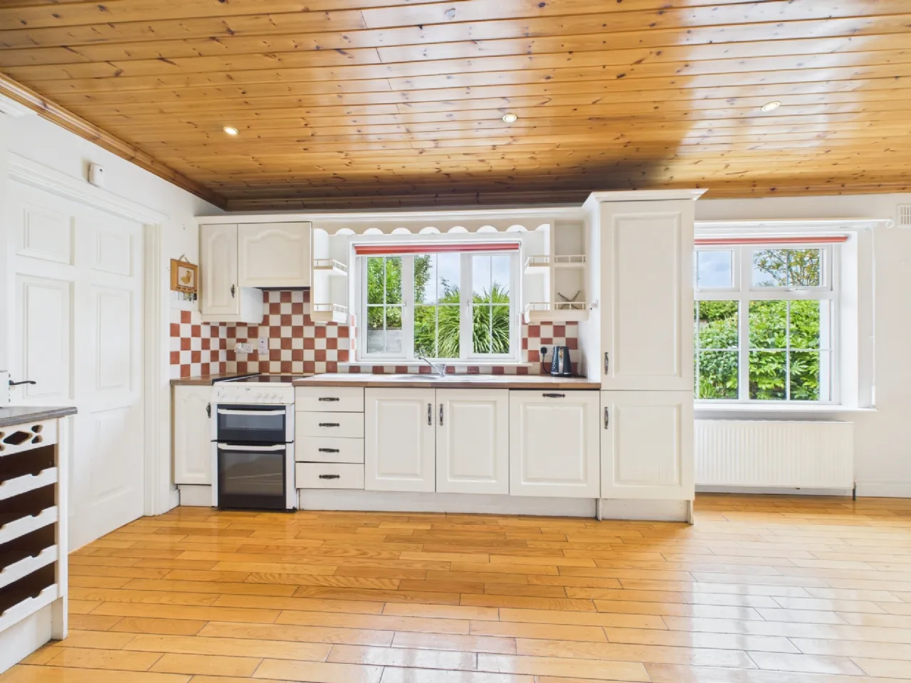 Photo of Coole Lodge, Francis Street, Ennis, Co Clare, V95 DY65