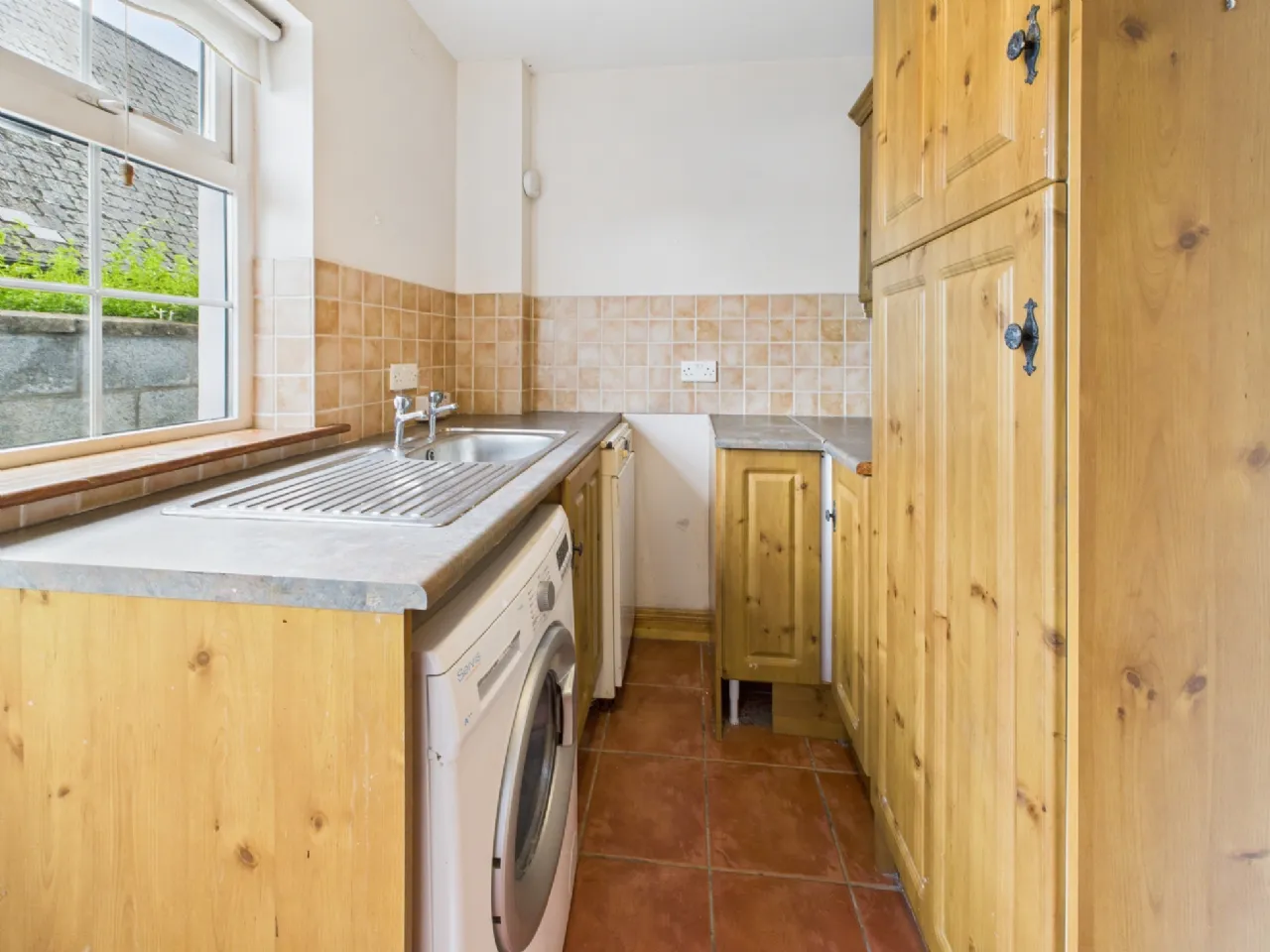 Photo of Coole Lodge, Francis Street, Ennis, Co Clare, V95 DY65