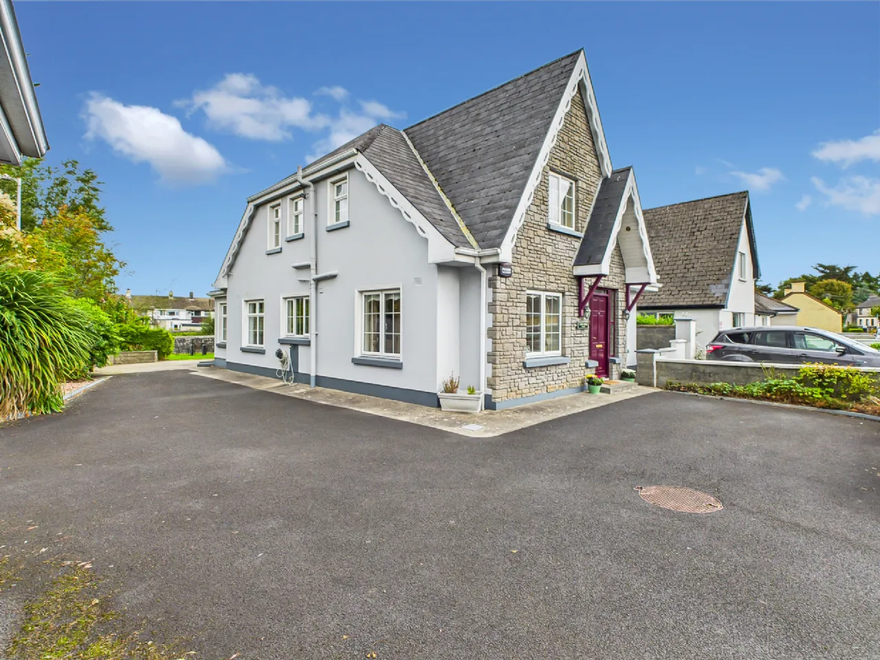Photo of Coole Lodge, Francis Street, Ennis, Co Clare, V95 DY65