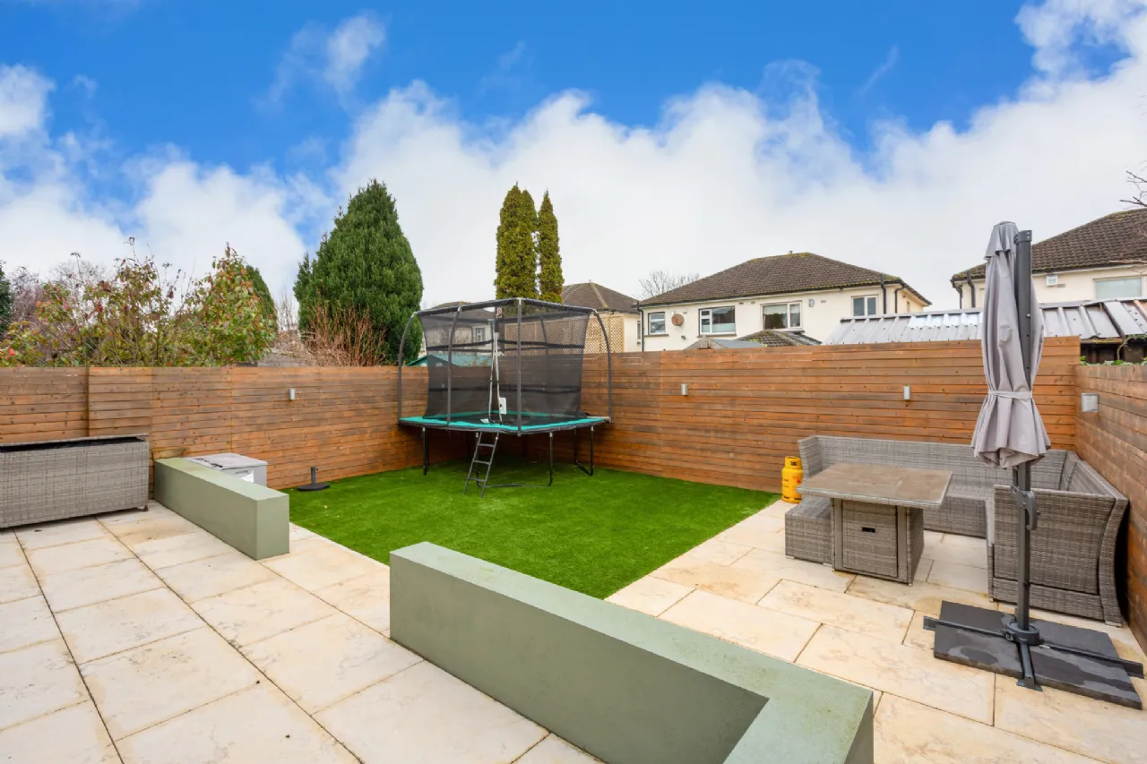 Photo of 16 Aranleigh Mount, Rathfarnham, Dublin 14, D14 H1R8