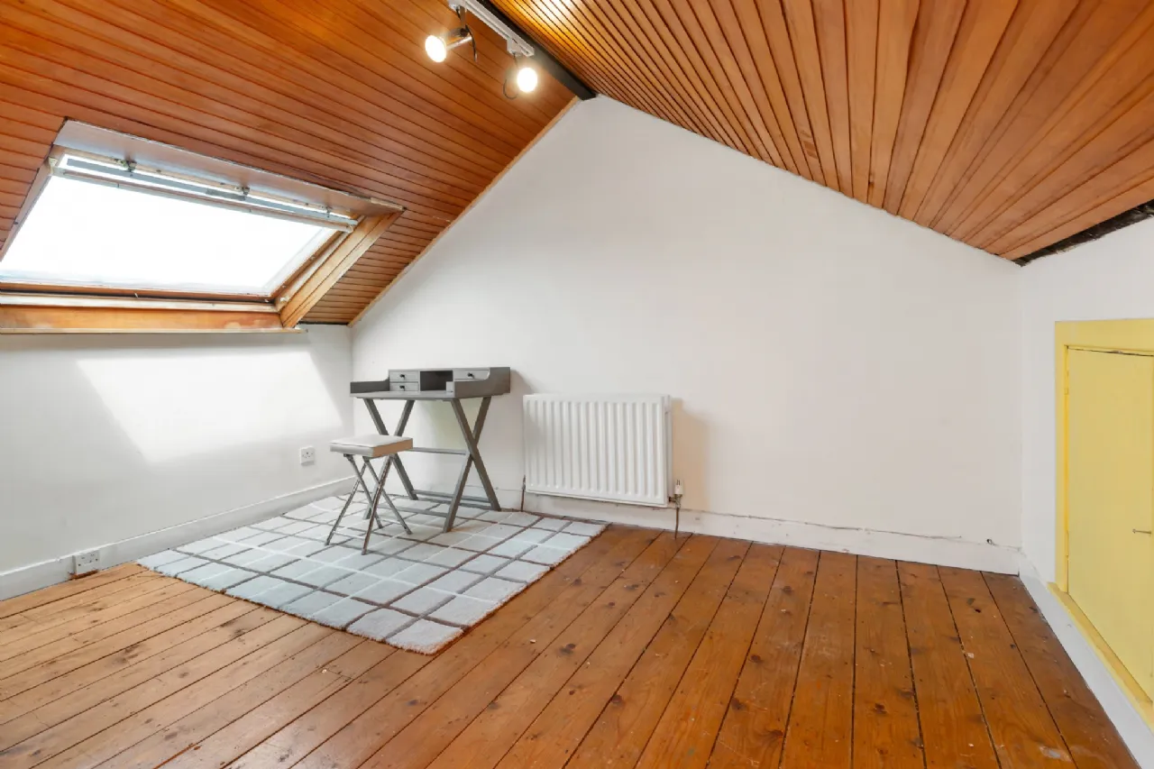 Photo of 25 Templeogue Road, Terenure, Dublin 6W, D6W HD72