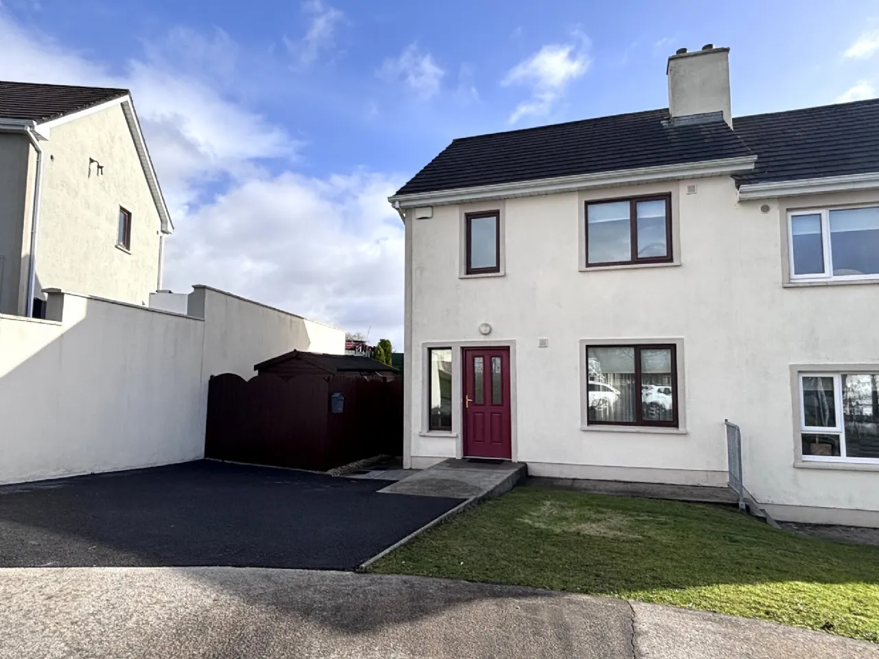 Photo of 32 Black Oak Rise, Barrack Hill, Newport, F28 VN27