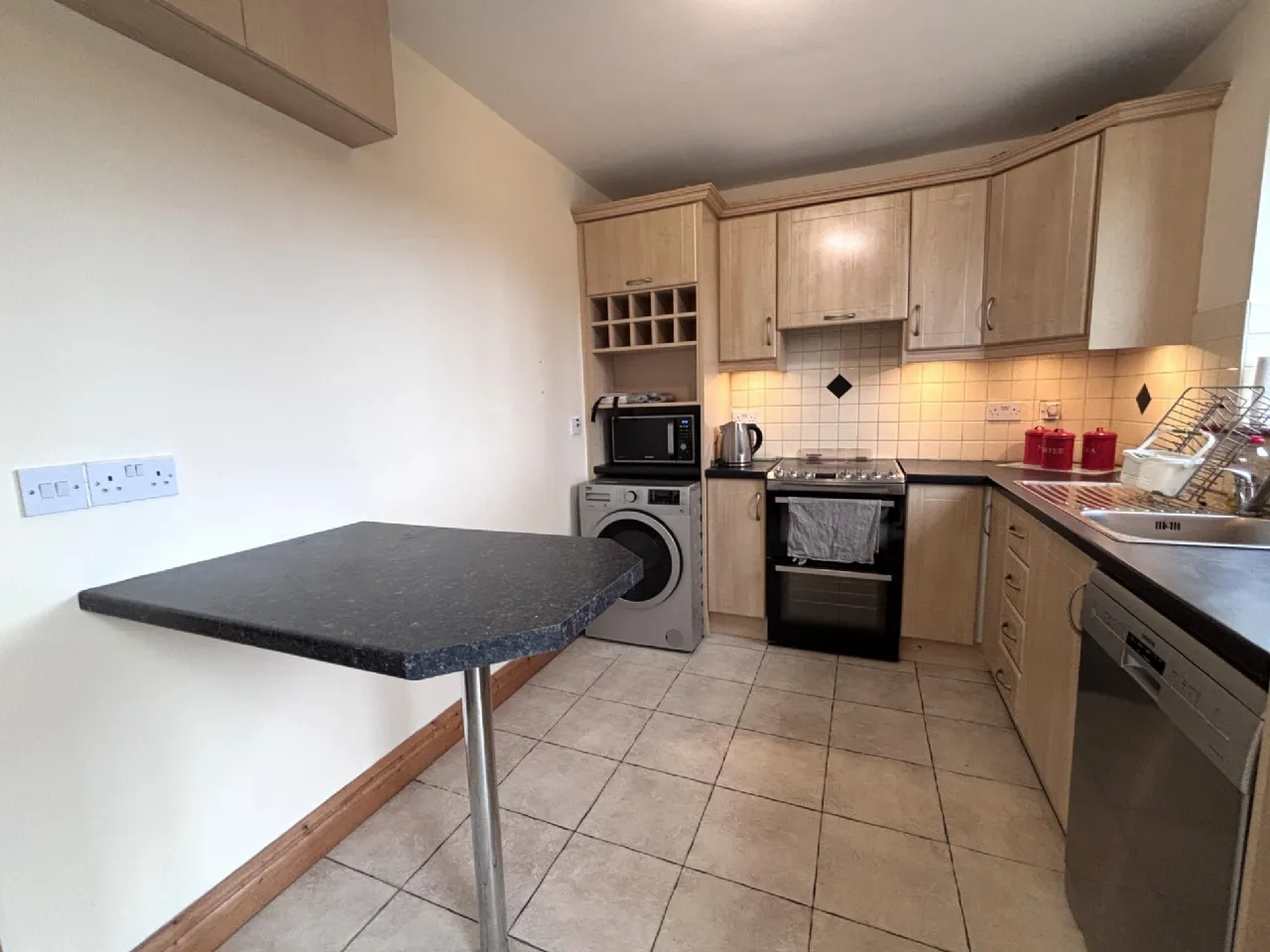 Photo of 32 Black Oak Rise, Barrack Hill, Newport, F28 VN27