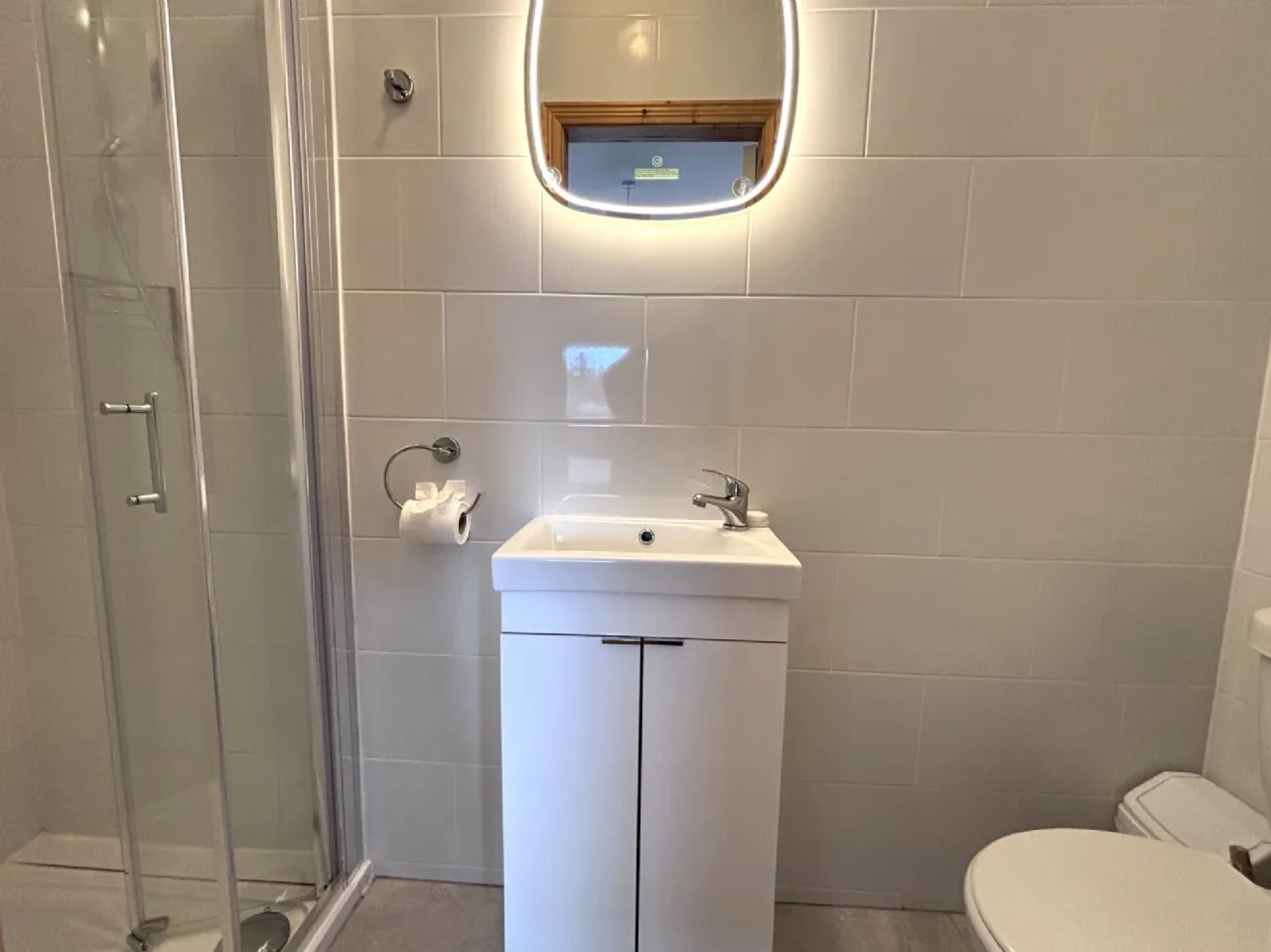 Photo of 32 Black Oak Rise, Barrack Hill, Newport, F28 VN27