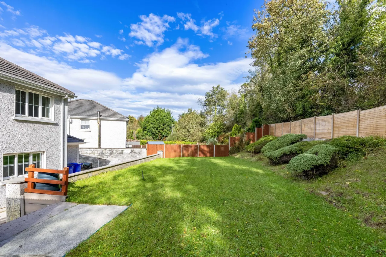 Photo of 13 Drumglen Drive, Swellan Lower, Cavan, H12AK09