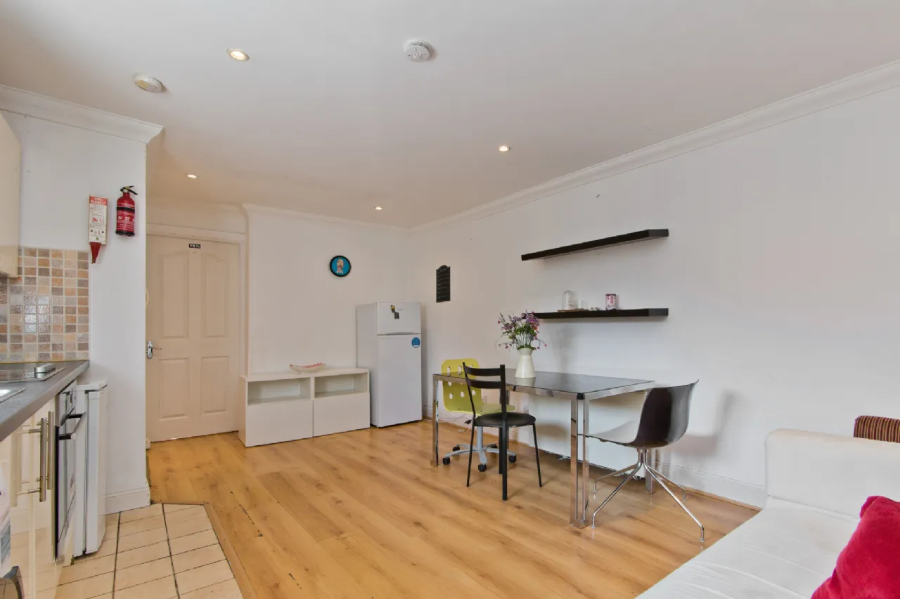 Photo of APT 1, APT 2 & APT 3, 8 High Road, Kilmainham Lane, Kilmainham, Dublin 8, D08 X9KN