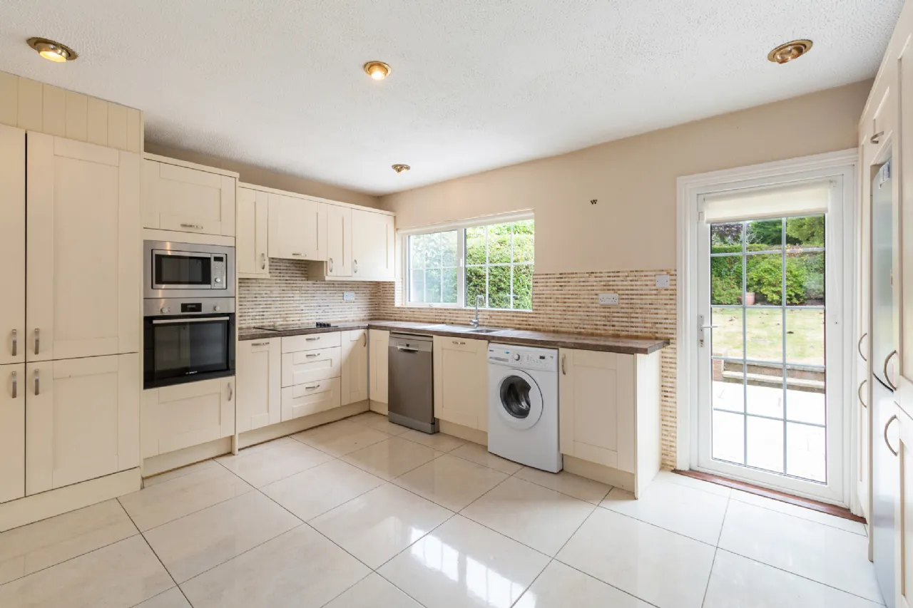 Photo of Crannóg, 46 Wyvern, Killiney, Co. Dublin, A96 H9V3