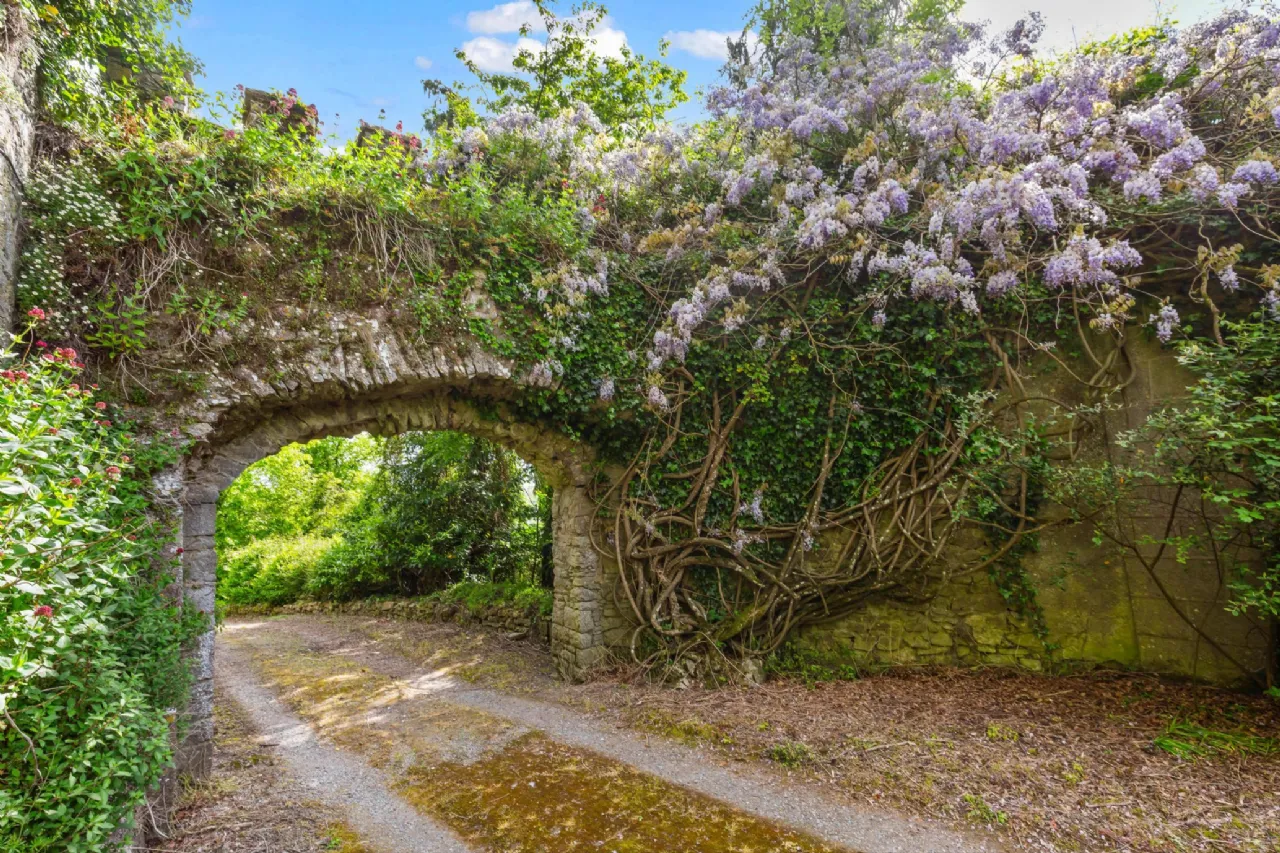 Photo of Ardfinnan Castle,, Ardfinnan, County Tipperary, E91 A398