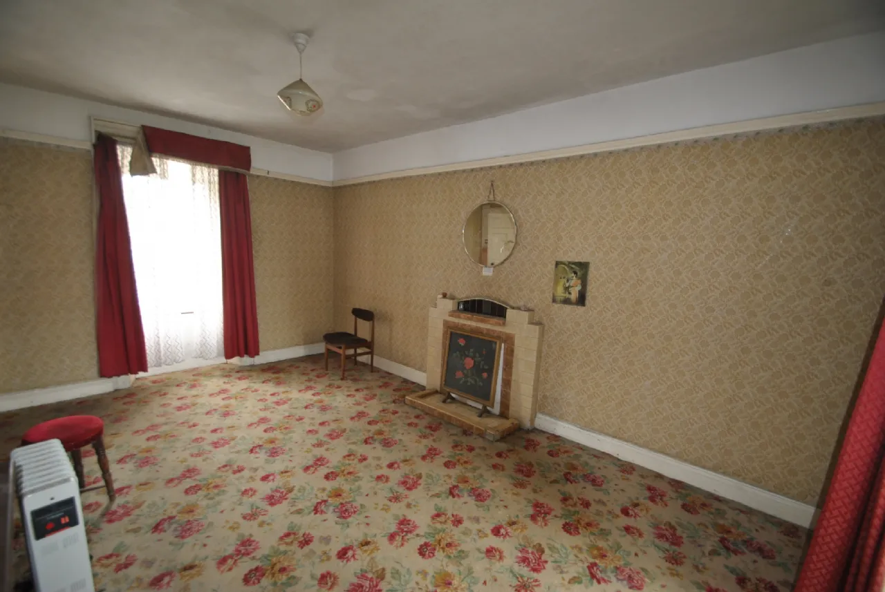 Photo of Main St, Shinrone, Birr, Co. Offaly, R42 N5F2