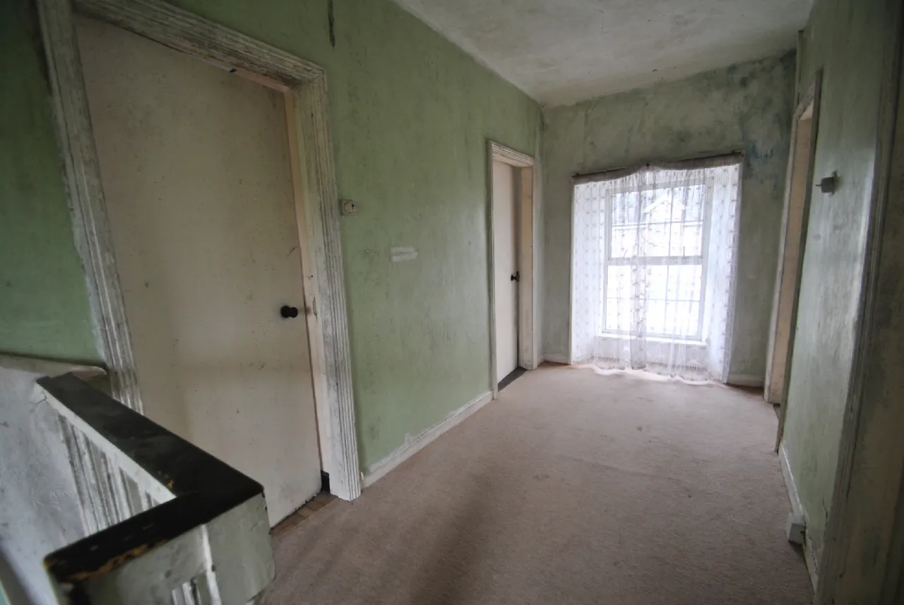 Photo of Main St, Shinrone, Birr, Co. Offaly, R42 N5F2