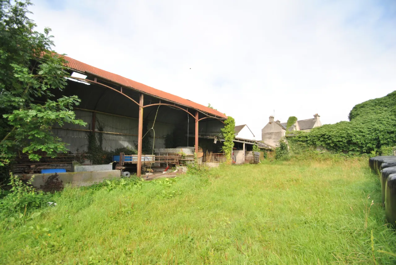 Photo of Main St, Shinrone, Birr, Co. Offaly, R42 N5F2